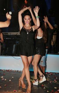 Athina Oikonomakou feet photo thumbnail