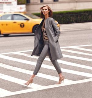 Karlie Kloss feet photo thumbnail