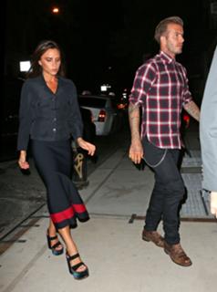 Victoria Beckham feet photo thumbnail