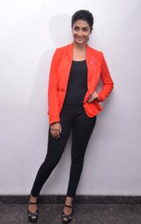 Pooja Hegde feet photo thumbnail