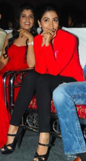 Pooja Hegde feet photo thumbnail
