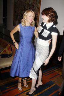 Naomi Watts feet photo thumbnail
