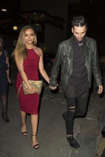 Jade Thirlwall feet photo thumbnail