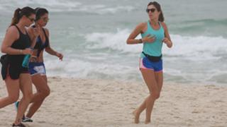 Grazi Massafera feet photo thumbnail