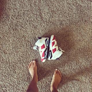 Karrueche Tran feet photo thumbnail