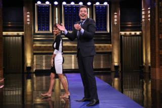 Halle Berry feet photo thumbnail