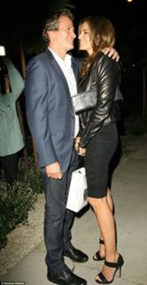 Cindy Crawford feet photo thumbnail