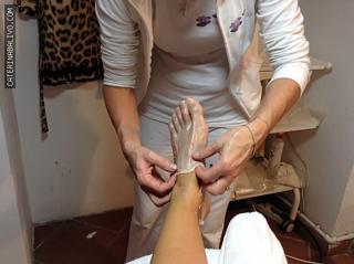 Caterina Balivo feet photo thumbnail