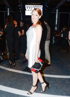 Jessica Chastain feet photo thumbnail