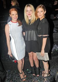 Jessica Chastain feet photo thumbnail