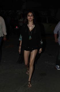 Anushka Sharma feet photo thumbnail