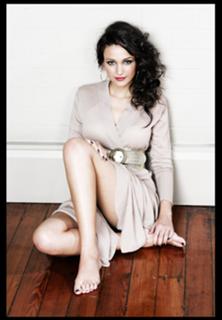 Michelle Keegan feet photo thumbnail