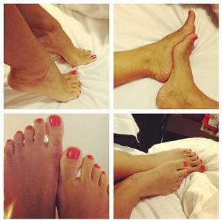 Kelly Key feet photo thumbnail
