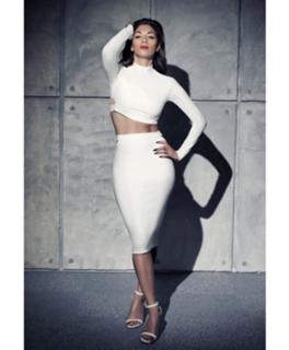 Nicole Scherzinger feet photo thumbnail