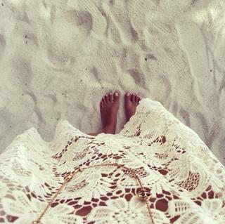 Mollie King feet photo thumbnail