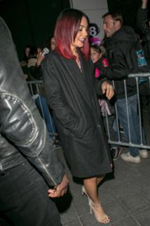 Vanessa Hudgens feet photo thumbnail