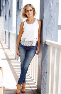 Sarah Michelle Gellar feet photo thumbnail