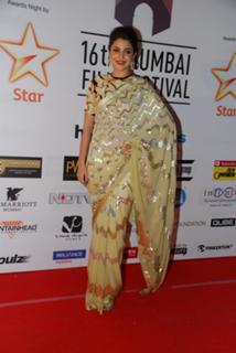 Anushka Sharma feet photo thumbnail