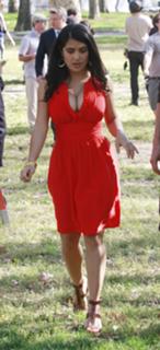 Salma Hayek feet photo thumbnail