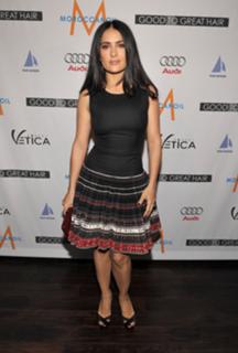 Salma Hayek feet photo thumbnail