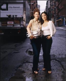Salma Hayek feet photo thumbnail