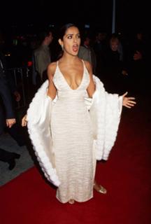 Salma Hayek feet photo thumbnail