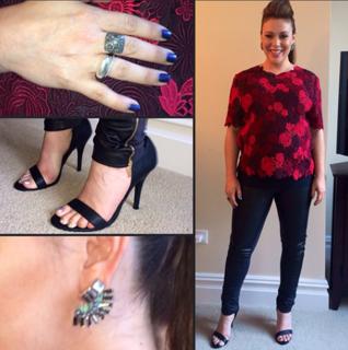 Alyssa Milano feet photo thumbnail