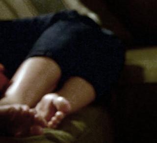 Cameron Diaz feet photo thumbnail