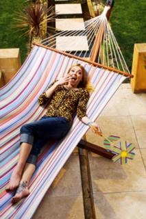 Fearne Cotton feet photo thumbnail