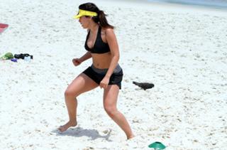 Anitta feet photo thumbnail