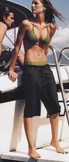 Gisele Bündchen feet photo thumbnail