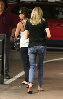 Lea Michele feet photo thumbnail