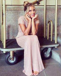 Sylvie Meis feet photo thumbnail