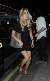 Mollie King feet photo thumbnail