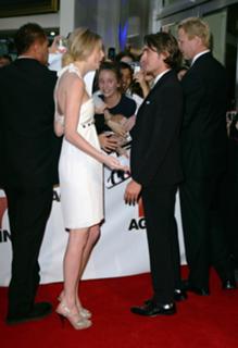 Taylor Swift feet photo thumbnail