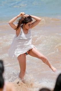 Lucy Hale feet photo thumbnail