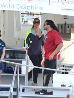 Mariah Carey feet photo thumbnail