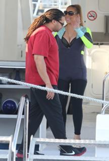 Mariah Carey feet photo thumbnail