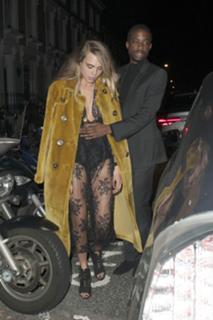 Cara Delevingne feet photo thumbnail