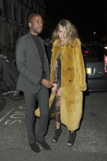 Cara Delevingne feet photo thumbnail