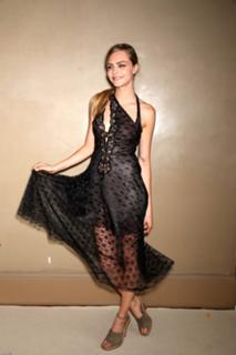Cara Delevingne feet photo thumbnail