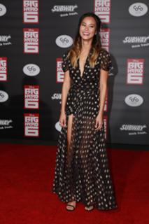Jamie Chung feet photo thumbnail