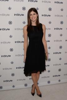 Alexandra Daddario feet photo thumbnail