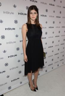 Alexandra Daddario feet photo thumbnail