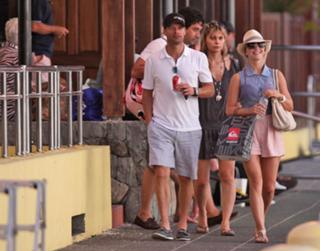 Julianne Hough feet photo thumbnail