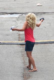 Julianne Hough feet photo thumbnail