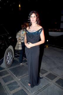 Katrina Kaif feet photo thumbnail