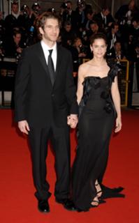 Amanda Peet feet photo thumbnail