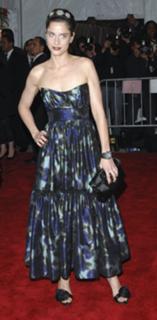 Amanda Peet feet photo thumbnail