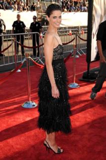 Amanda Peet feet photo thumbnail